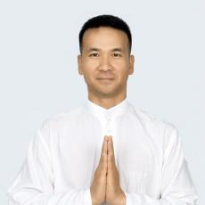 王堅